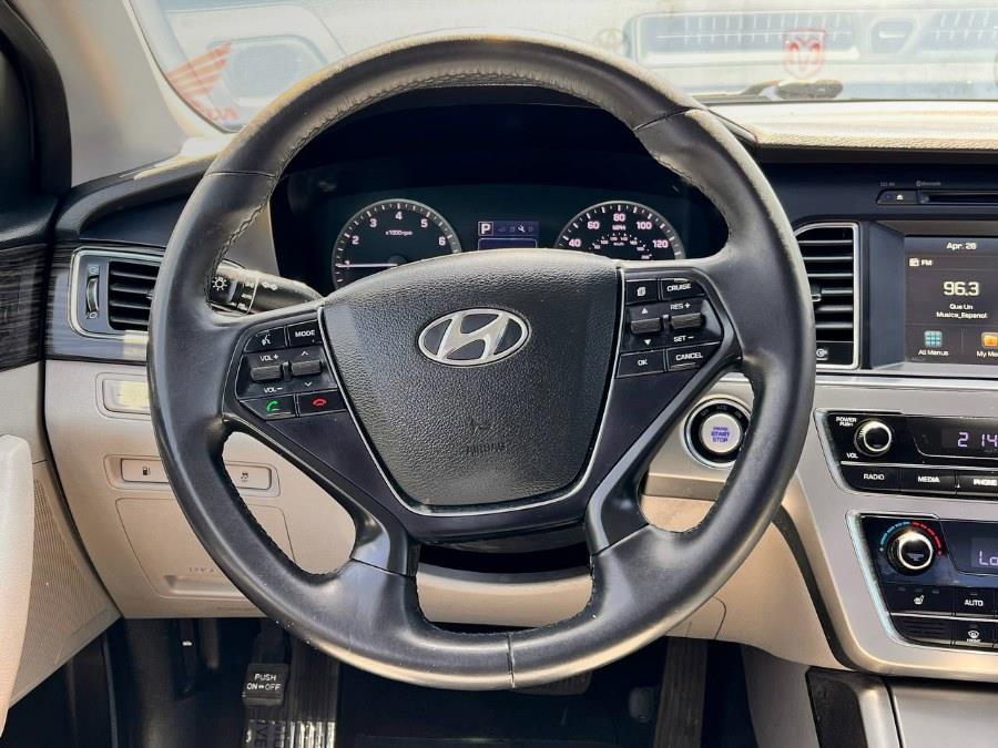 2017 Hyundai Sonata Sport 2.4L PZEV photo