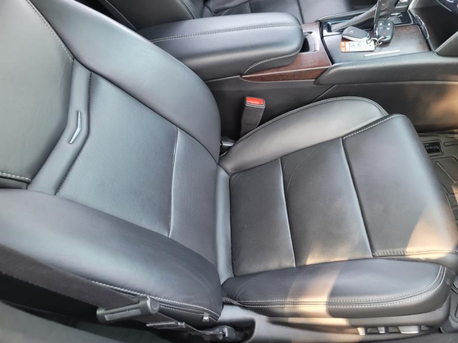 2019 Cadillac XTS 4dr Sdn Luxury FWD photo