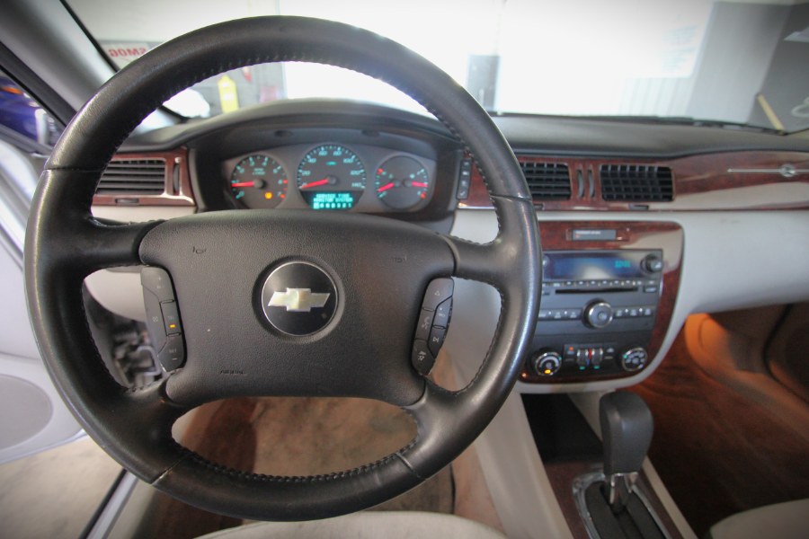 2010 Chevrolet Impala LS photo