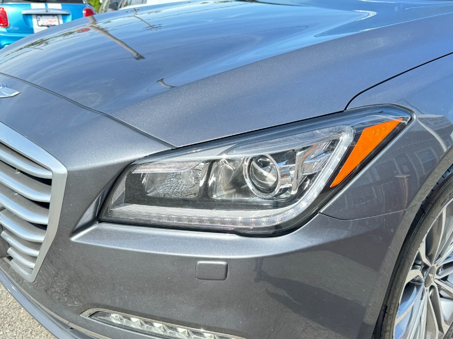 2015 Hyundai Genesis 3.8L photo