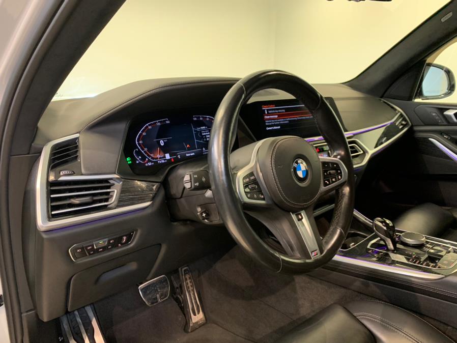 2021 BMW X7 xDrive40i Sports Activity Vehi photo