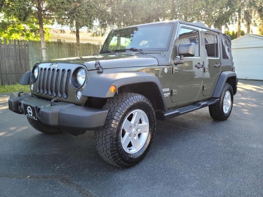 The 2015 Jeep Wrangler Unlimited 4WD 4dr Sport photos