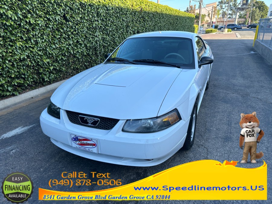 2004 Ford Mustang photo