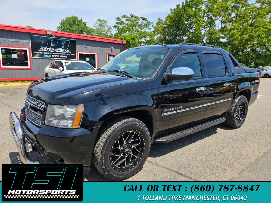 2010 Chevrolet Avalanche LTZ photo