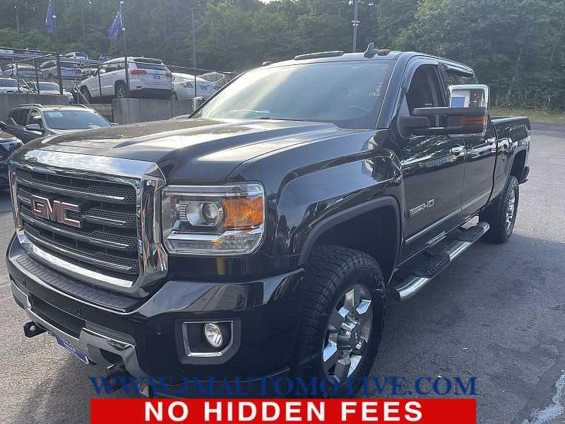 2017 GMC Sierra 2500HD SLT 4WD Crew Cab 153.7 photo