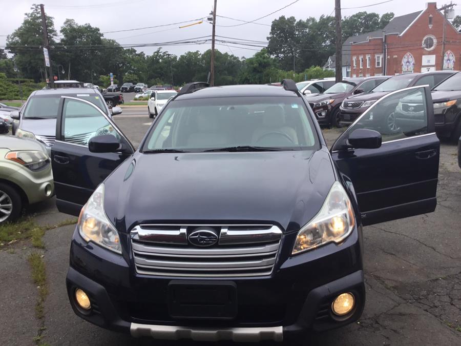 2014 Subaru Outback 2.5i Limited photo