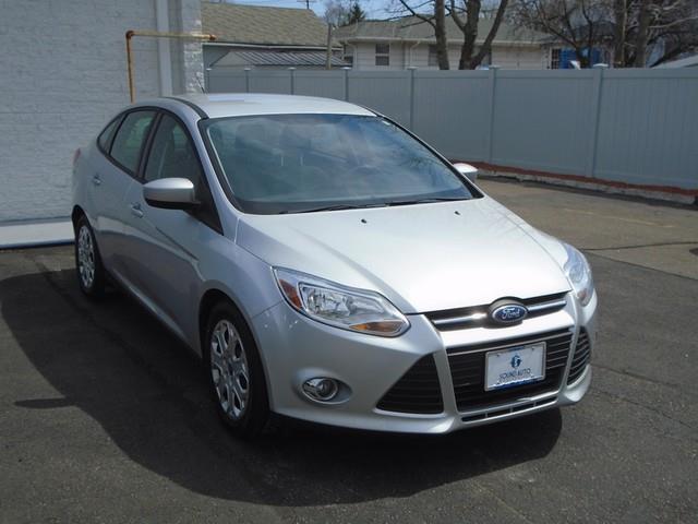 2012 Ford Focus SE photo