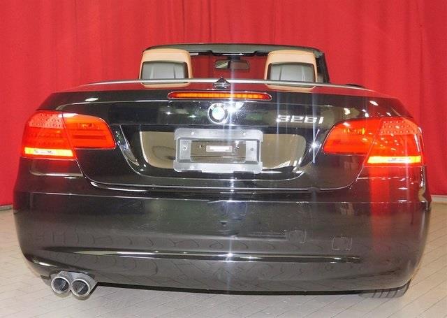 2011 BMW Legend 328i photo