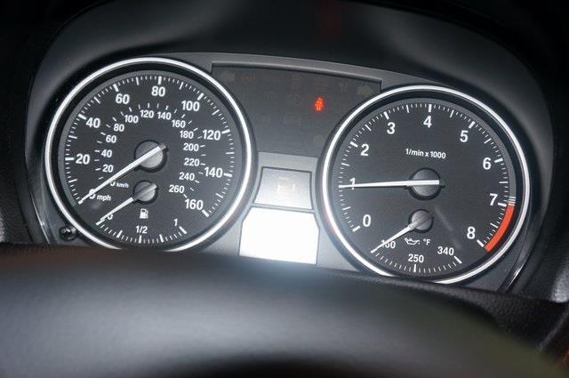 2011 BMW Legend 328i photo