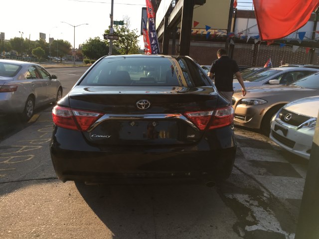 2015 Toyota Camry 4dr Sdn I4 Auto XSE (Natl) photo
