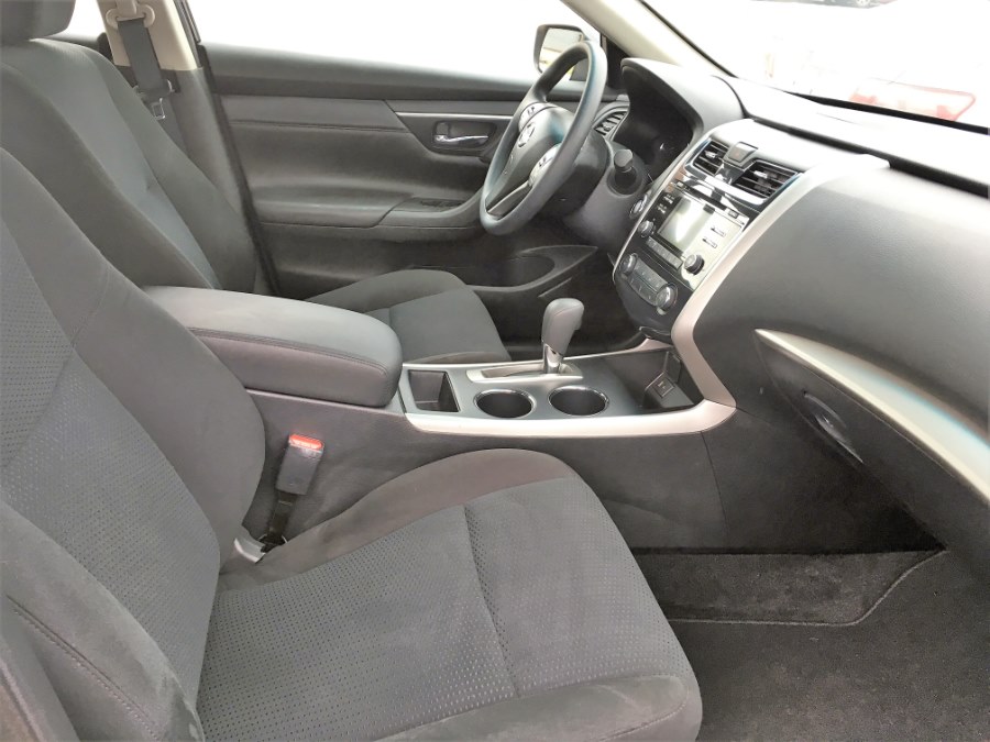 2015 Nissan Altima 4dr Sdn I4 2.5 S photo