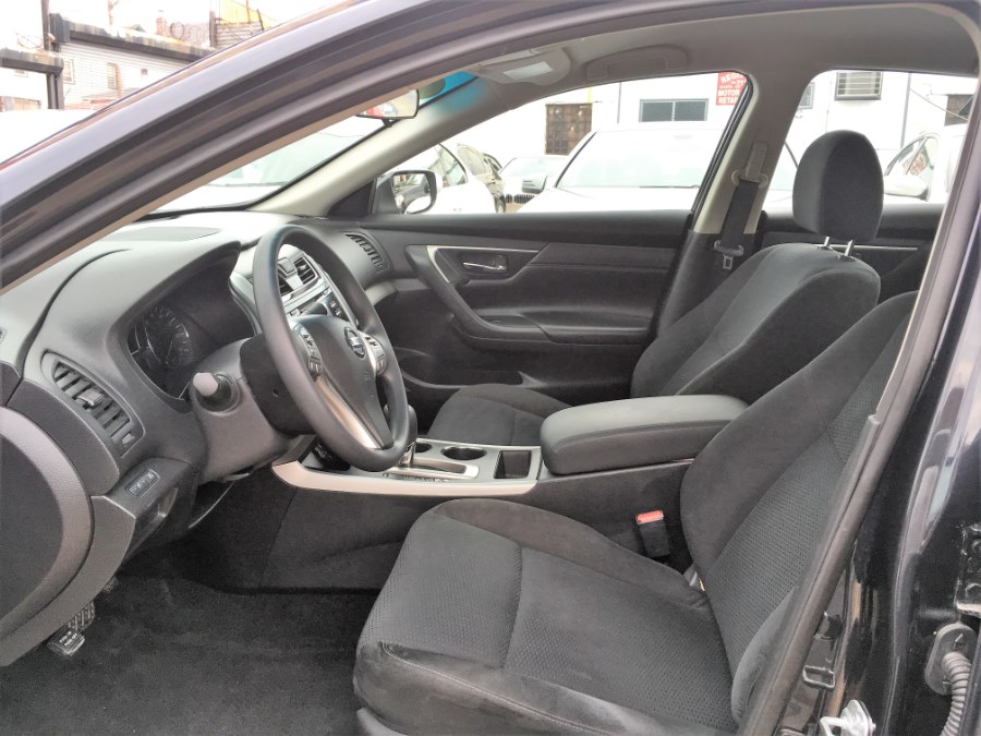 2015 Nissan Altima 4dr Sdn I4 2.5 S photo