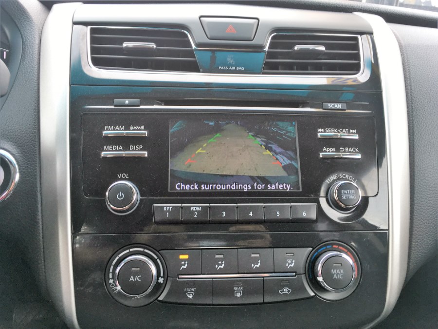 2015 Nissan Altima 4dr Sdn I4 2.5 S photo