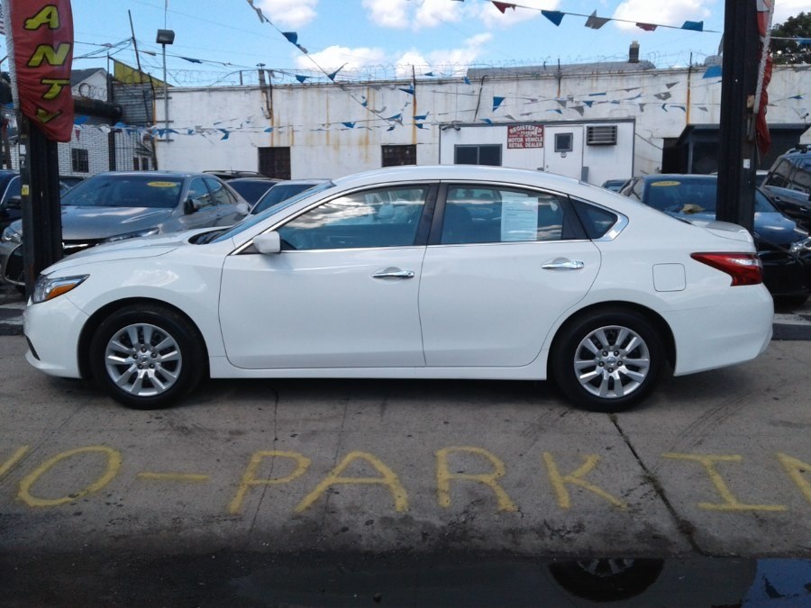 2016 Nissan Altima 4dr Sdn I4 2.5 SV photo