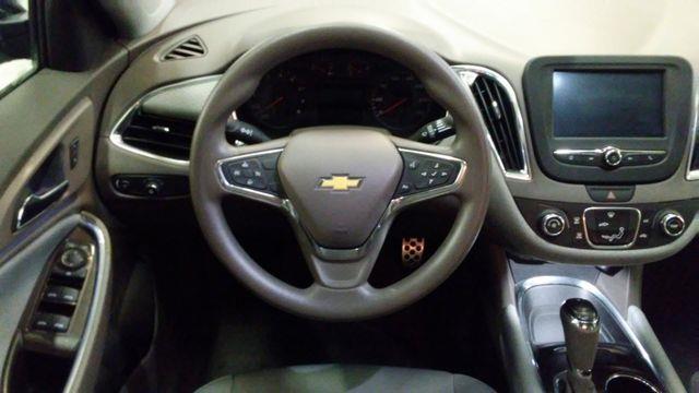 2016 Chevrolet Malibu LT photo