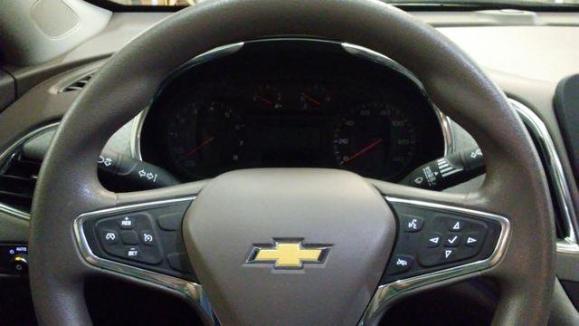 2016 Chevrolet Malibu LT photo