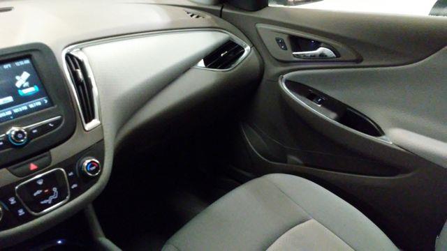2016 Chevrolet Malibu LT photo