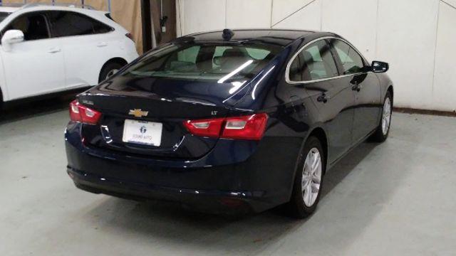 2016 Chevrolet Malibu LT photo