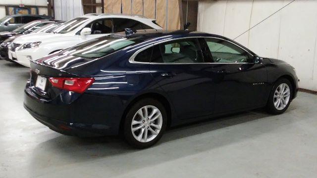 2016 Chevrolet Malibu LT photo