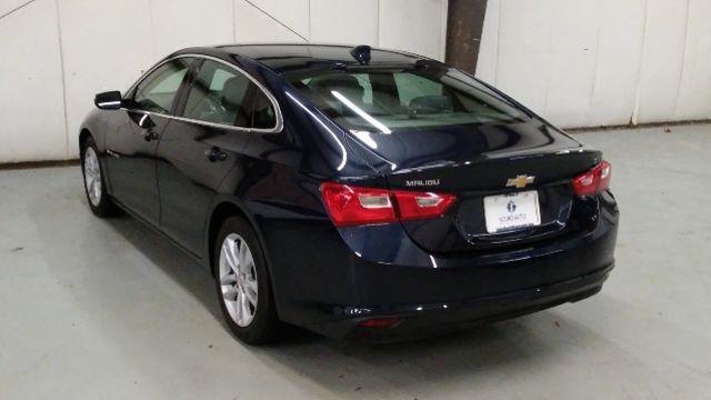 2016 Chevrolet Malibu LT photo