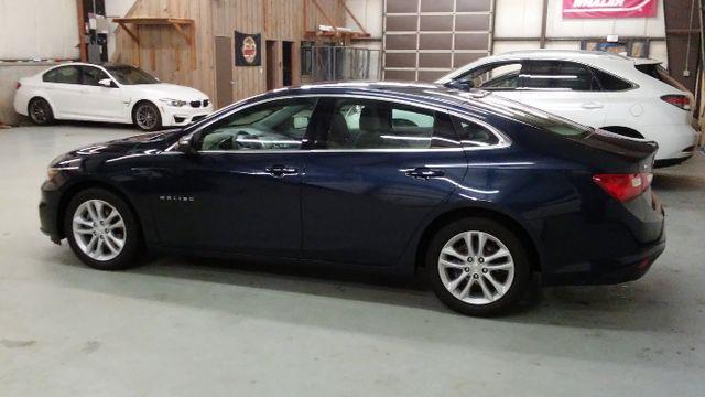 2016 Chevrolet Malibu LT photo