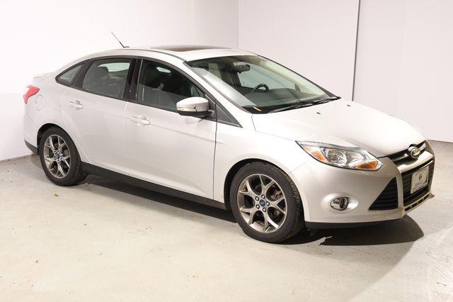 2014 Ford Focus SE photo