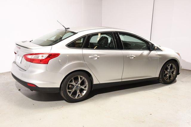 2014 Ford Focus SE photo