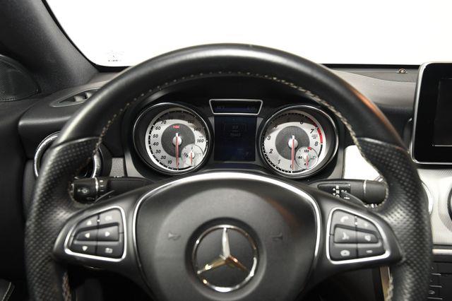 2015 Mercedes-Benz CLA 250 LEATHER photo