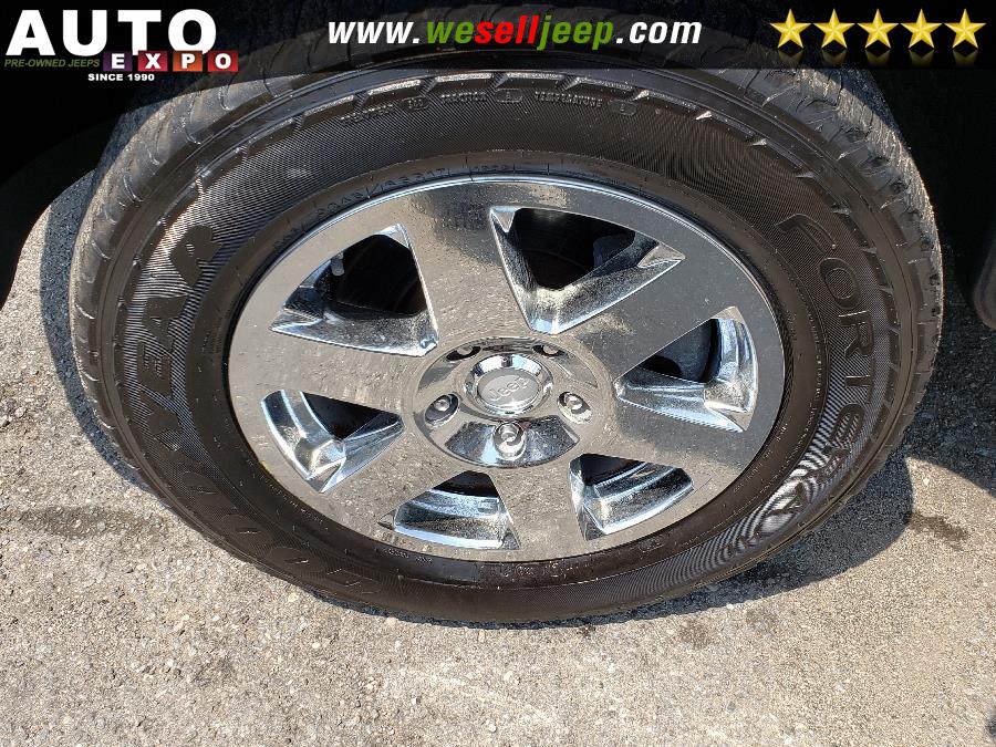 2010 Jeep Grand Cherokee Laredo photo