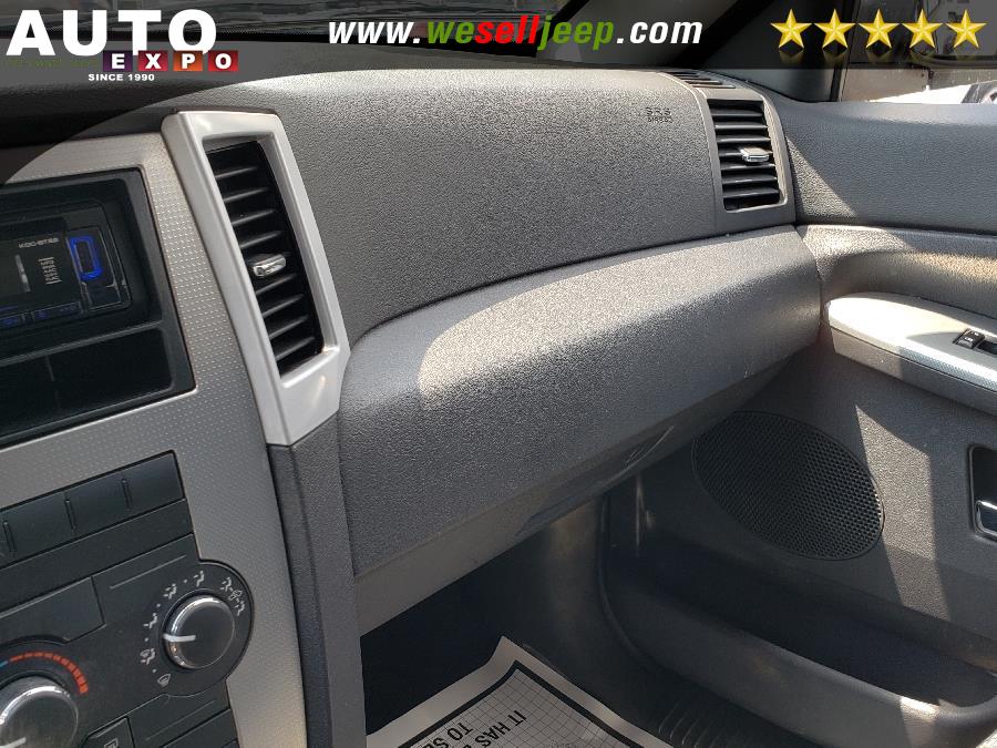 2010 Jeep Grand Cherokee Laredo photo