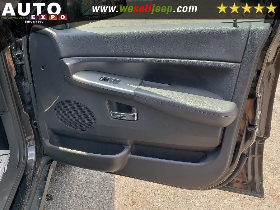 2010 Jeep Grand Cherokee Laredo photo