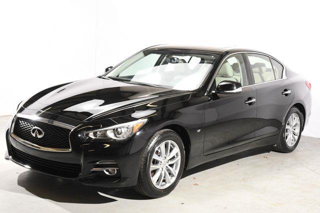 2015 Infiniti Q50 Premium photo