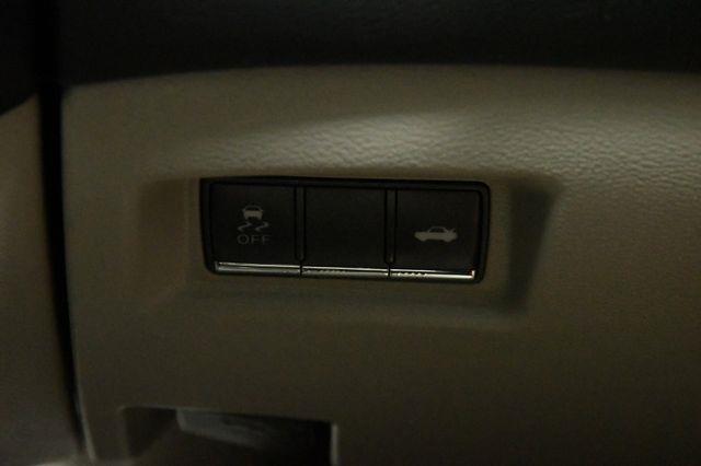 2015 Infiniti Q50 Premium photo