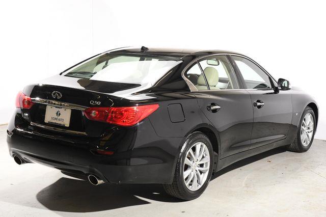 2015 Infiniti Q50 Premium photo