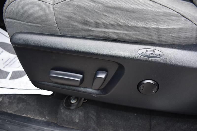 2014 Toyota Tundra SR5 photo