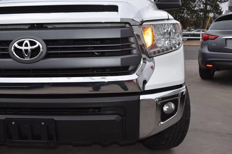 2014 Toyota Tundra SR5 photo