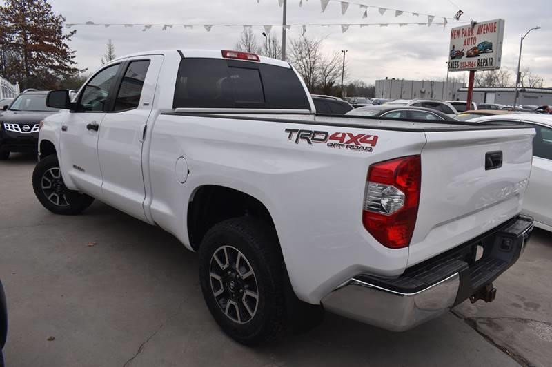 2014 Toyota Tundra SR5 photo