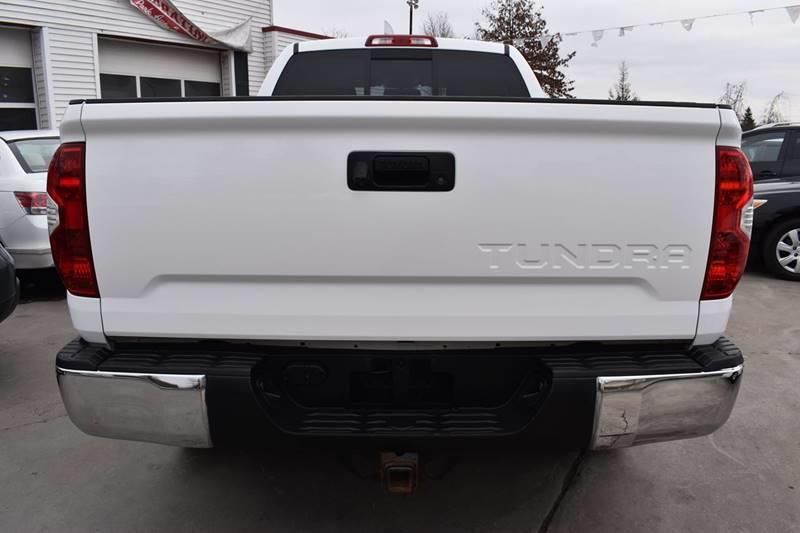 2014 Toyota Tundra SR5 photo
