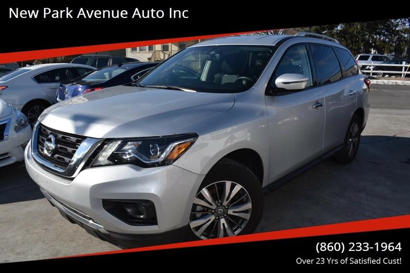 2015 Nissan Pathfinder SV 4x4 4dr SUV photo