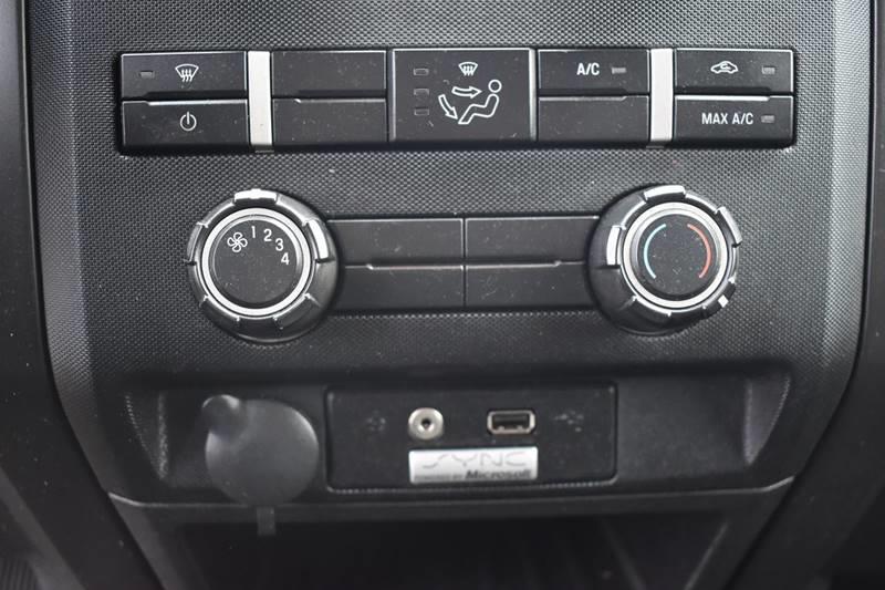 2014 Ford F-150 FX4 photo