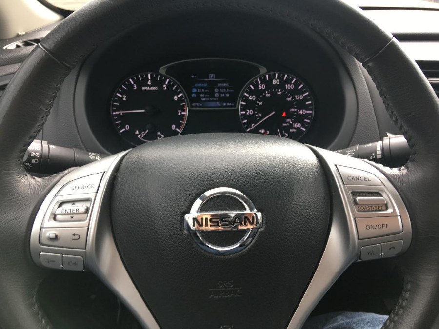 2017 Nissan Altima 2.5 SV Sedan photo