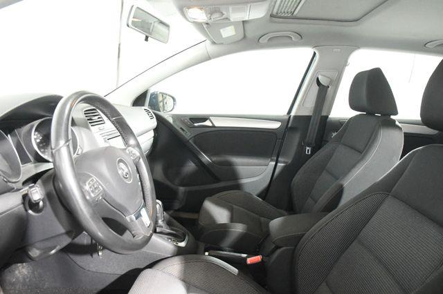 2012 Volkswagen Golf TDI photo