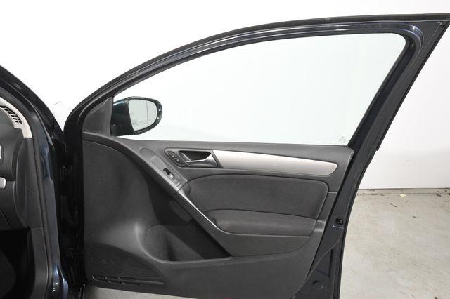 2012 Volkswagen Golf TDI photo