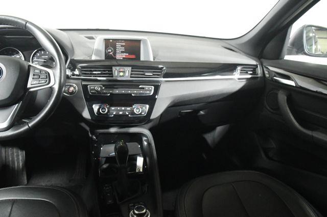 2016 BMW X1 xDrive28i X-Line photo