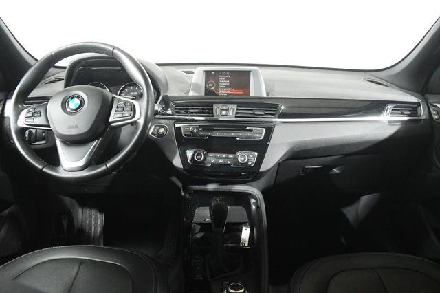 2016 BMW X1 xDrive28i X-Line photo