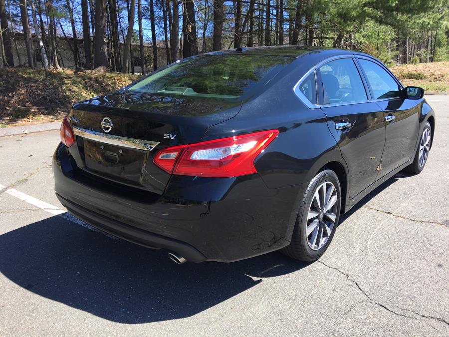2017 Nissan Altima 2.5 SV Sedan photo