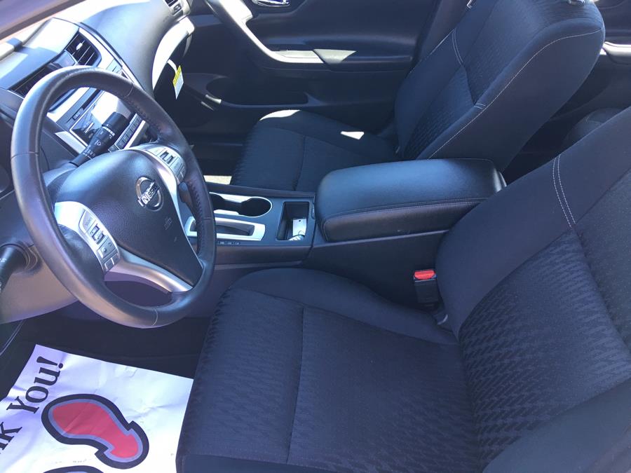 2017 Nissan Altima 2.5 SV Sedan photo