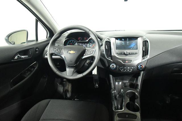 2017 Chevrolet Cruze LT photo