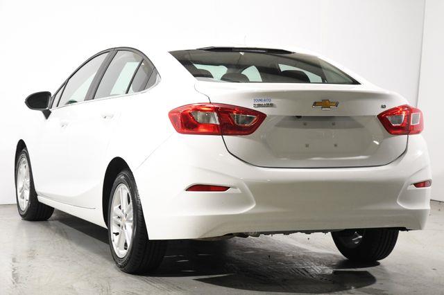 2017 Chevrolet Cruze LT photo
