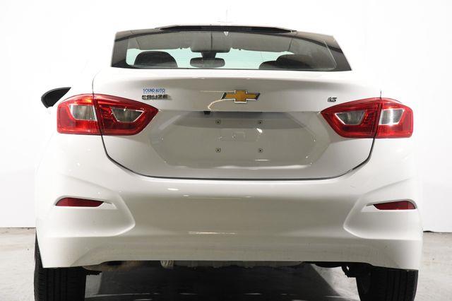 2017 Chevrolet Cruze LT photo